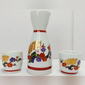 Japanese Porcelain Kutani Sake Bottle  Crackled Glaze Floral Made In Jap…